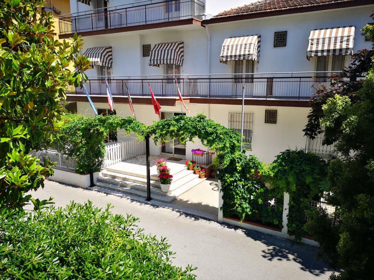 Villa Sorci Rimini Esterno foto